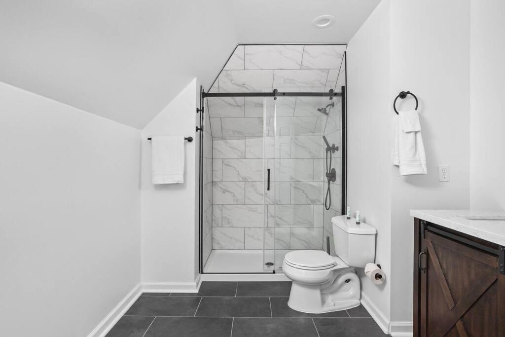 Cozysuites 3Br Arsenal Heights Indy Индианаполис Екстериор снимка