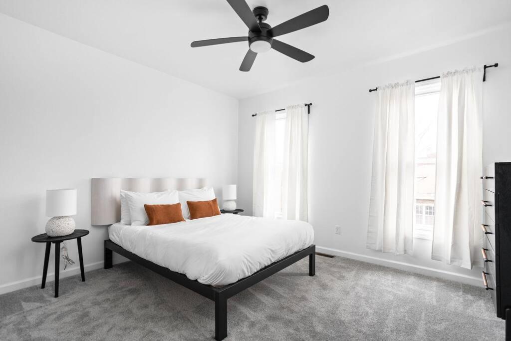 Cozysuites 3Br Arsenal Heights Indy Индианаполис Екстериор снимка