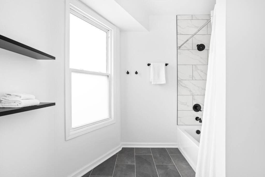 Cozysuites 3Br Arsenal Heights Indy Индианаполис Екстериор снимка