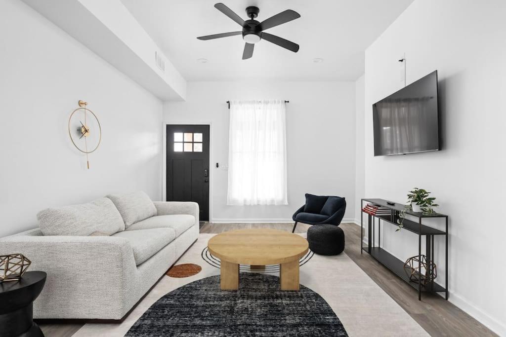 Cozysuites 3Br Arsenal Heights Indy Индианаполис Екстериор снимка