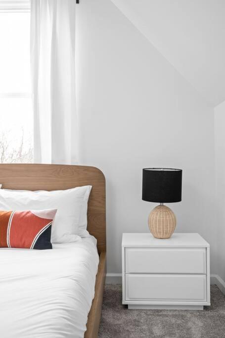 Cozysuites 3Br Arsenal Heights Indy Индианаполис Екстериор снимка